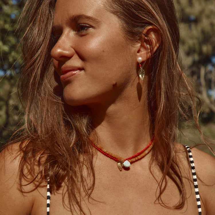 Amber Shell Tide Necklace